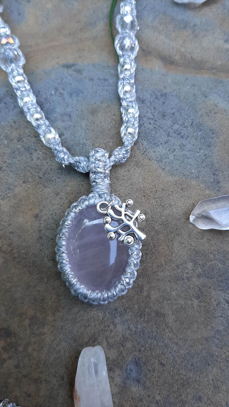 Rose Quartz w. Tree charm